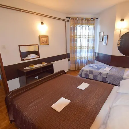 Petrlin Apartman Malinska